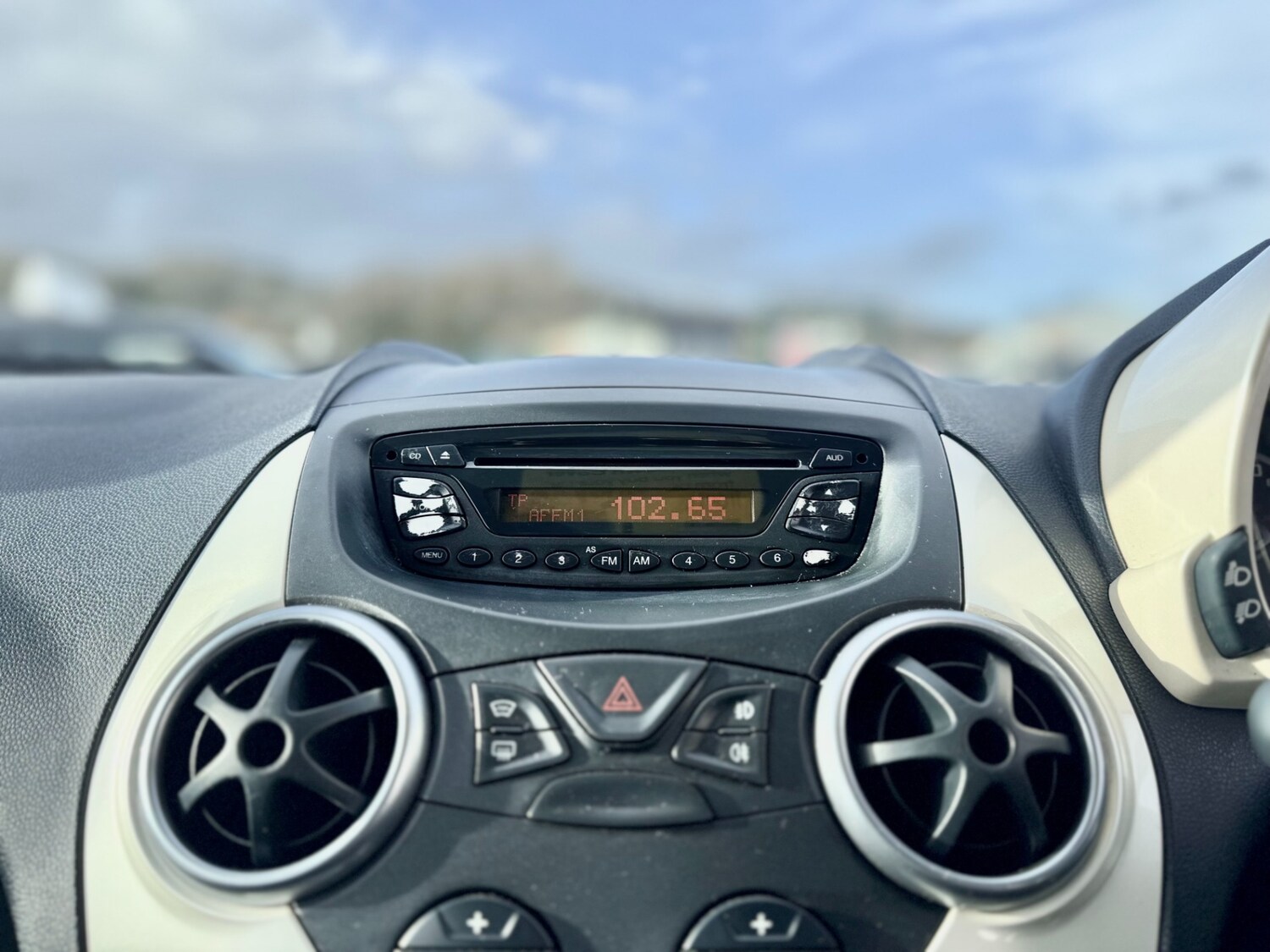 Used Ford Ka 2010 for sale - 76945643: Photo 31