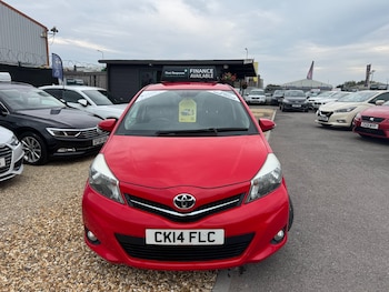 Used Toyota Yaris 2014 for sale - 76450461: Photo