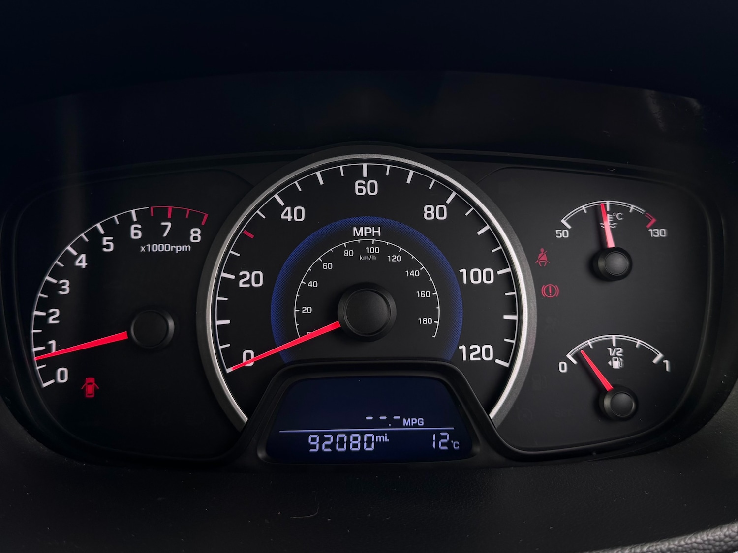 Used Hyundai i10 2015 for sale - 77168368: Photo 29