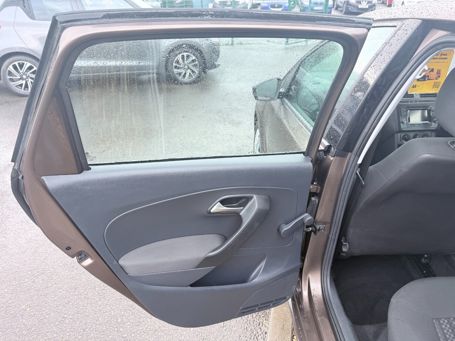 Used Volkswagen Polo 2015 for sale - 77716591: Photo 37