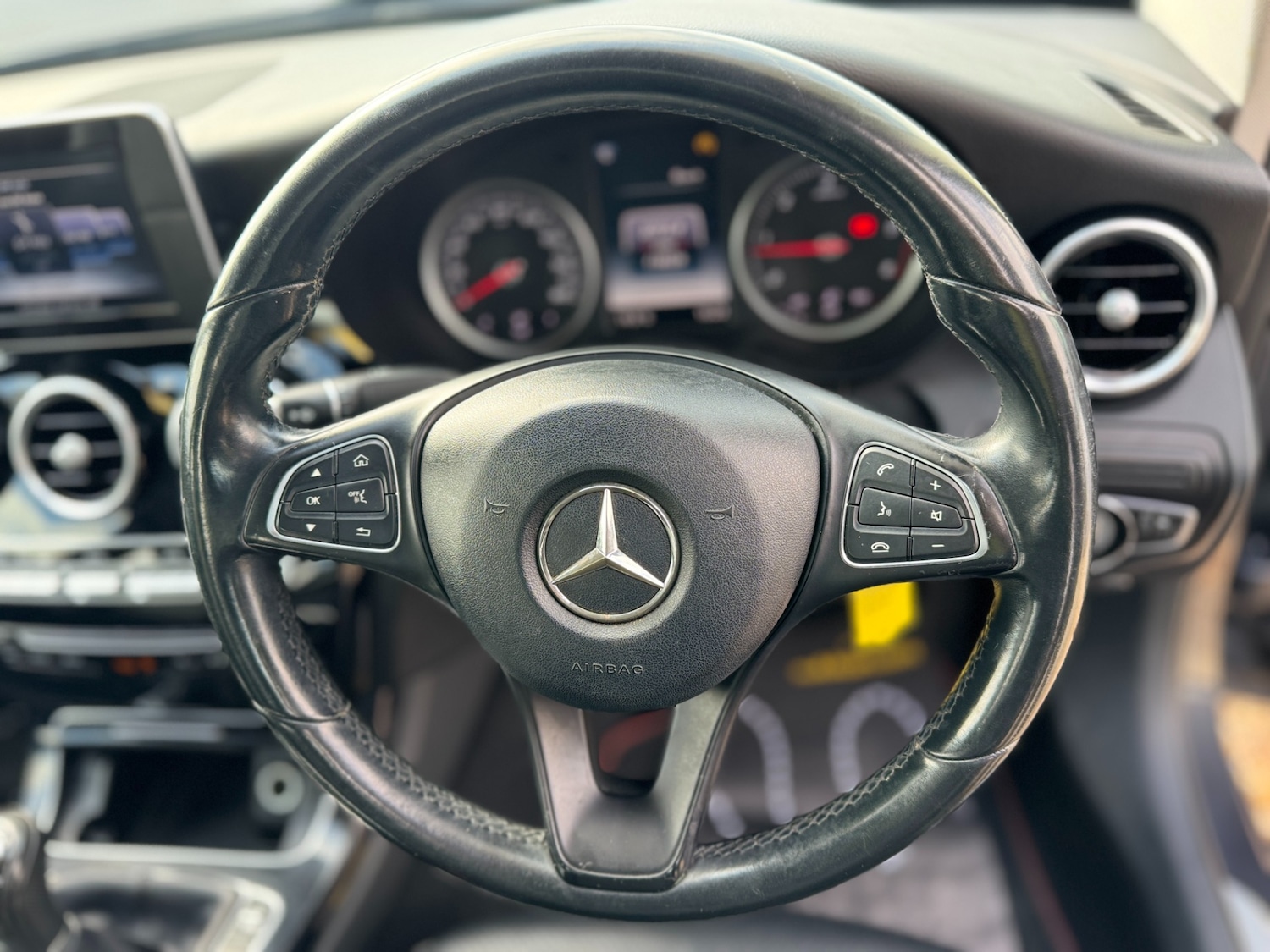 Used Mercedes-Benz C-Class 2015 for sale - 76159648: Photo 26