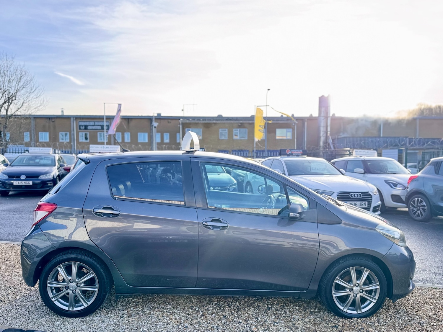 Used Toyota Yaris 2012 for sale - 77085557: Photo 13