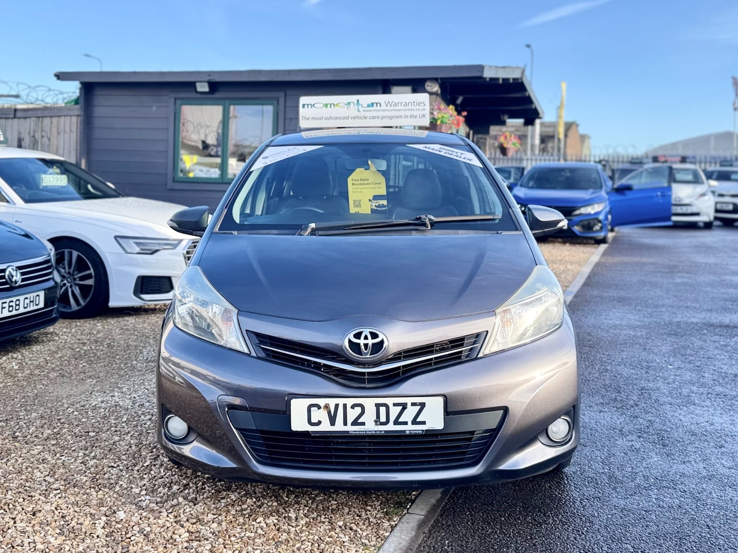 Used Toyota Yaris 2012 for sale - 77085557: Photo 2