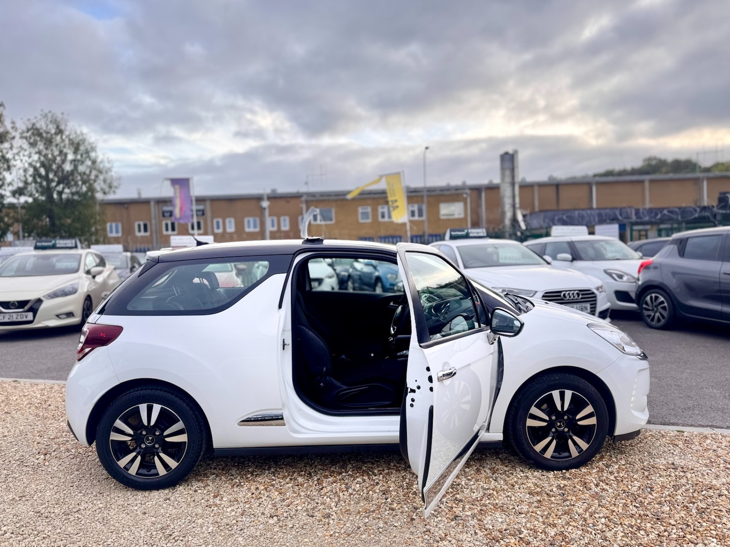 Used DS Automobiles DS 3 2017 for sale - 76192534: Photo 43