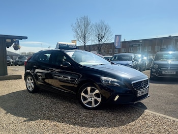 Used Volvo V40 2014 for sale - 78454533: Photo