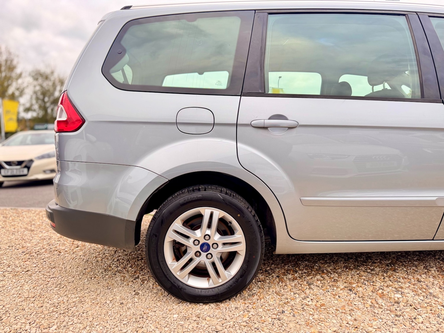 Used Ford Galaxy 2013 for sale - 76450625: Photo 23