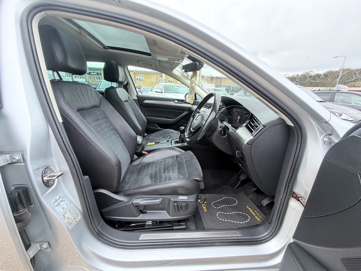 Used Volkswagen Passat 2017 for sale - 78144783: Photo 8