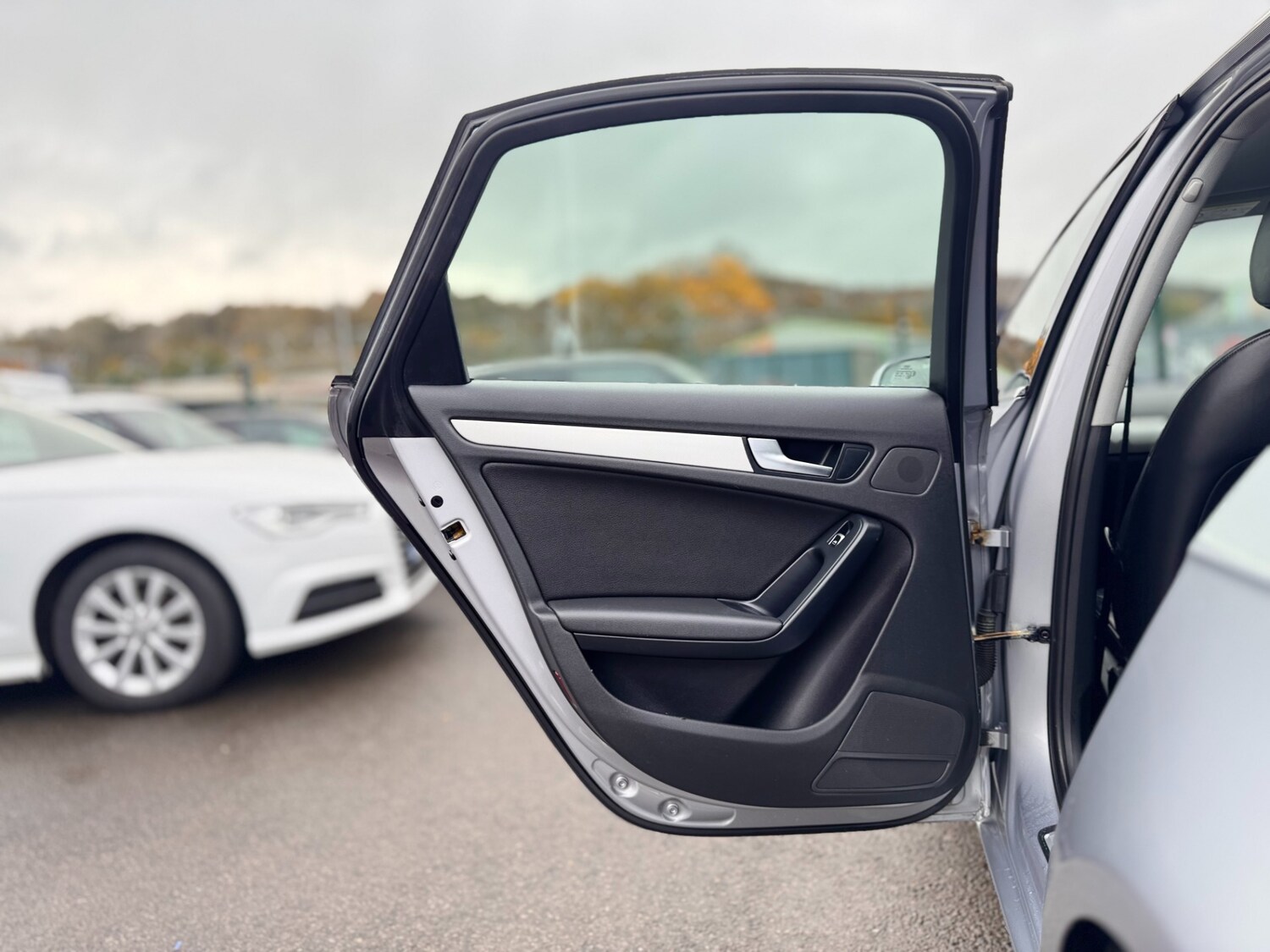 Used Audi A4 2015 for sale - 78065616: Photo 40