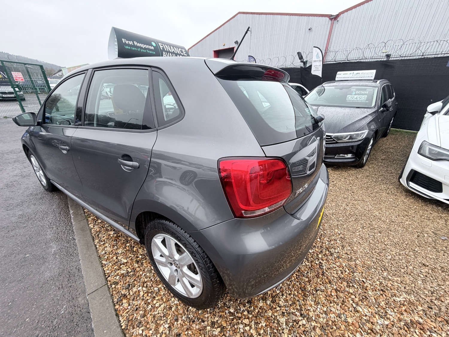 Used Volkswagen Polo 2011 for sale - 77168380: Photo 14
