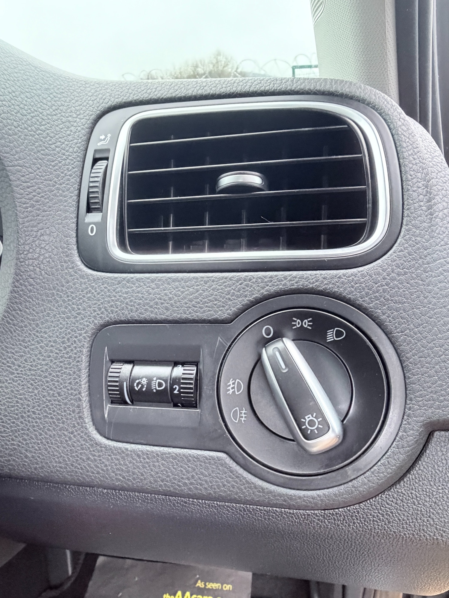 Used Volkswagen Polo 2011 for sale - 77168380: Photo 23