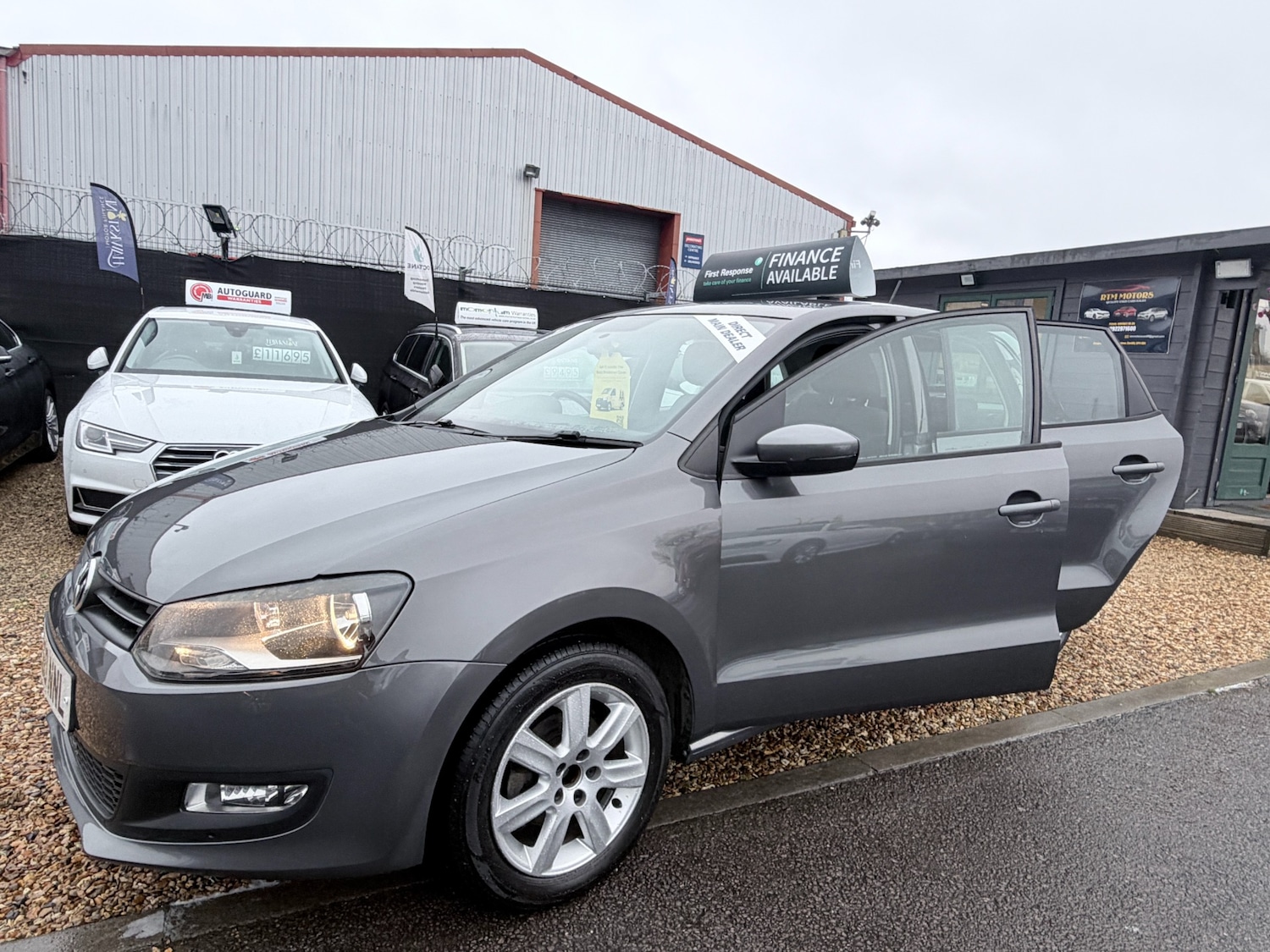Used Volkswagen Polo 2011 for sale - 77168380: Photo 36