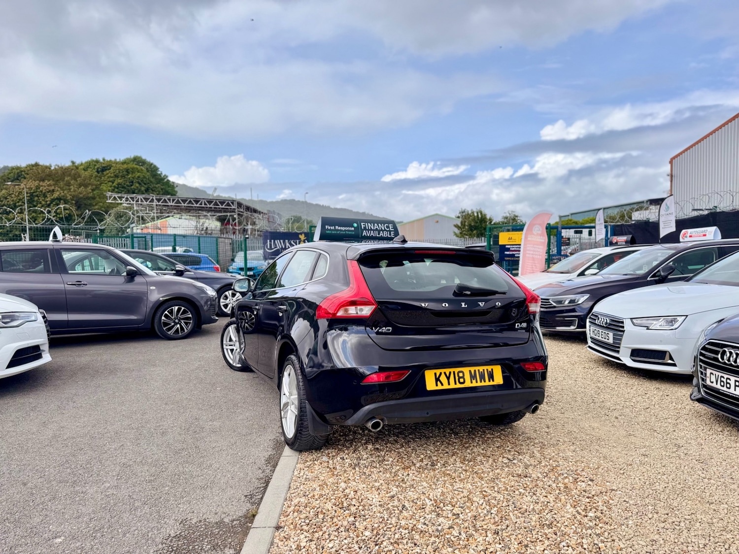 Used Volvo V40 2018 for sale - 76932337: Photo 8