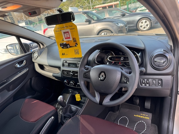 Used Renault Clio 2014 for sale - 76319940: Photo 33