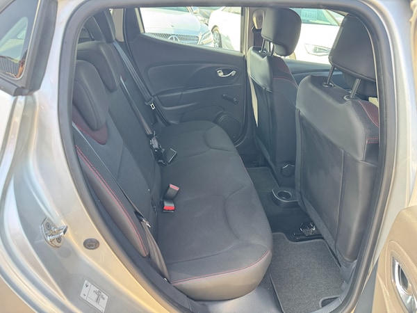 Used Renault Clio 2014 for sale - 76319940: Photo 35