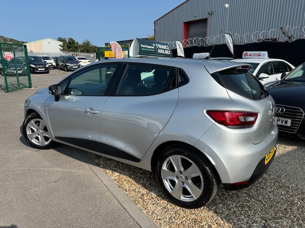 Used Renault Clio 2014 for sale - 76319940: Photo 6