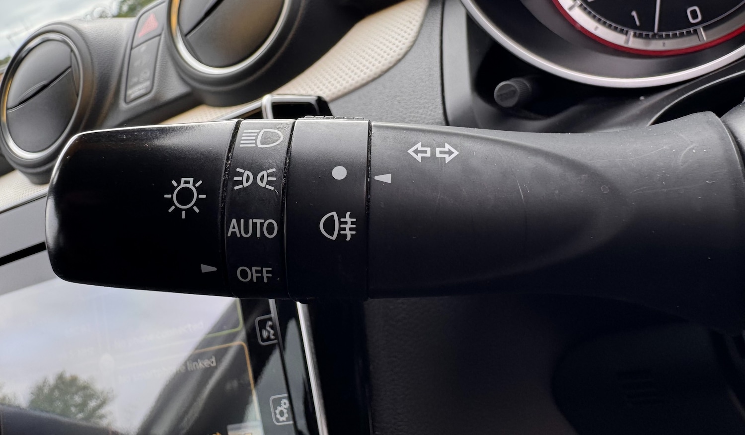 Used Suzuki Swift 2021 for sale - 77404873: Photo 32