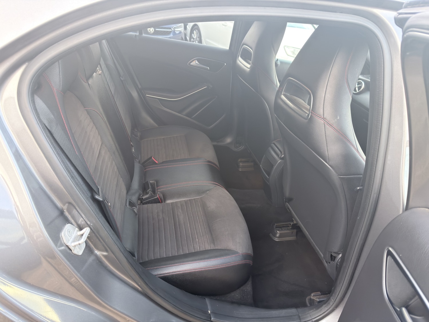 Used Mercedes-Benz A-Class 2015 for sale - 77461652: Photo 9