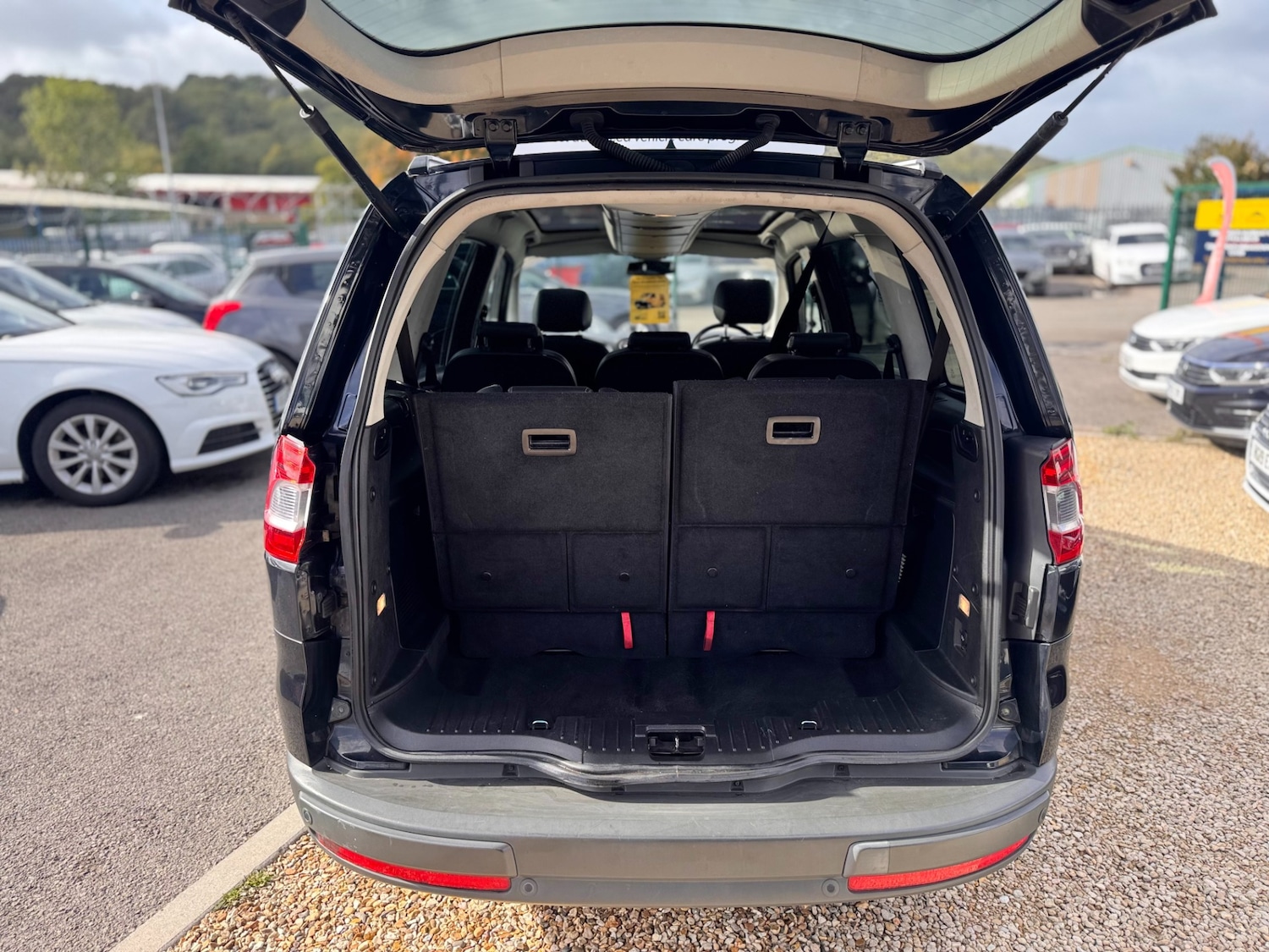 Used Ford Galaxy 2014 for sale - 76422463: Photo 22