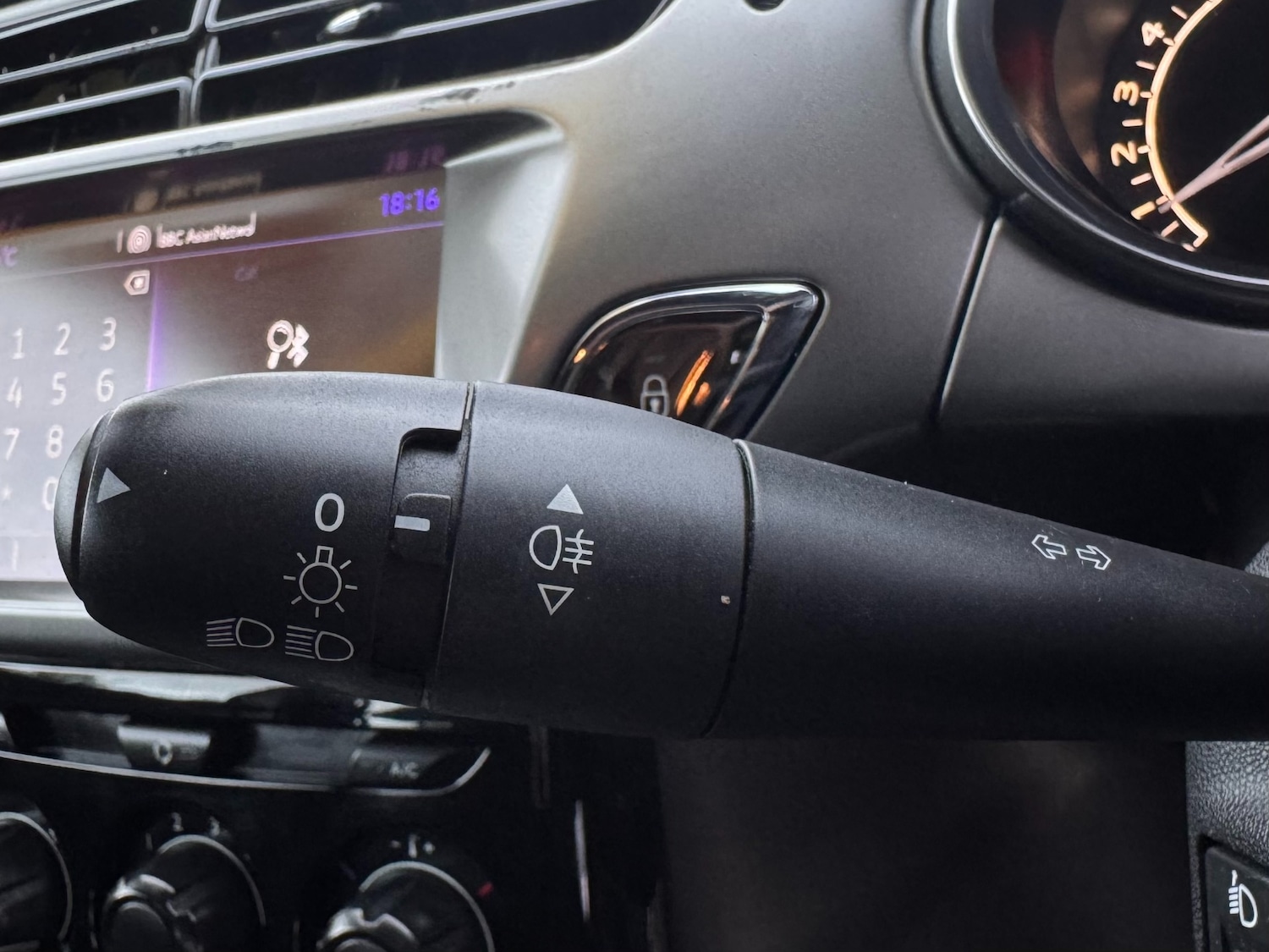 Used DS Automobiles DS 3 2017 for sale - 76577359: Photo 31