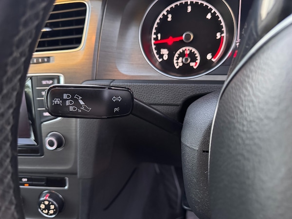 Used Volkswagen Golf 2013 for sale - 76234674: Photo 30