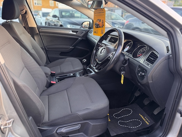Used Volkswagen Golf 2013 for sale - 76234674: Photo 8