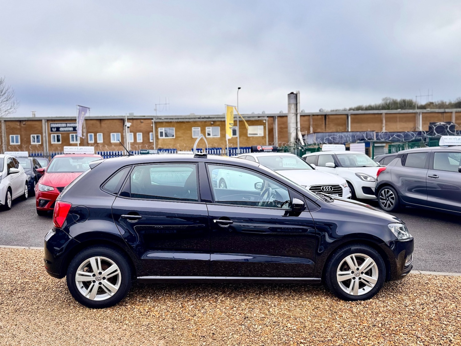 Used Volkswagen Polo 2017 for sale - 76933336: Photo 13