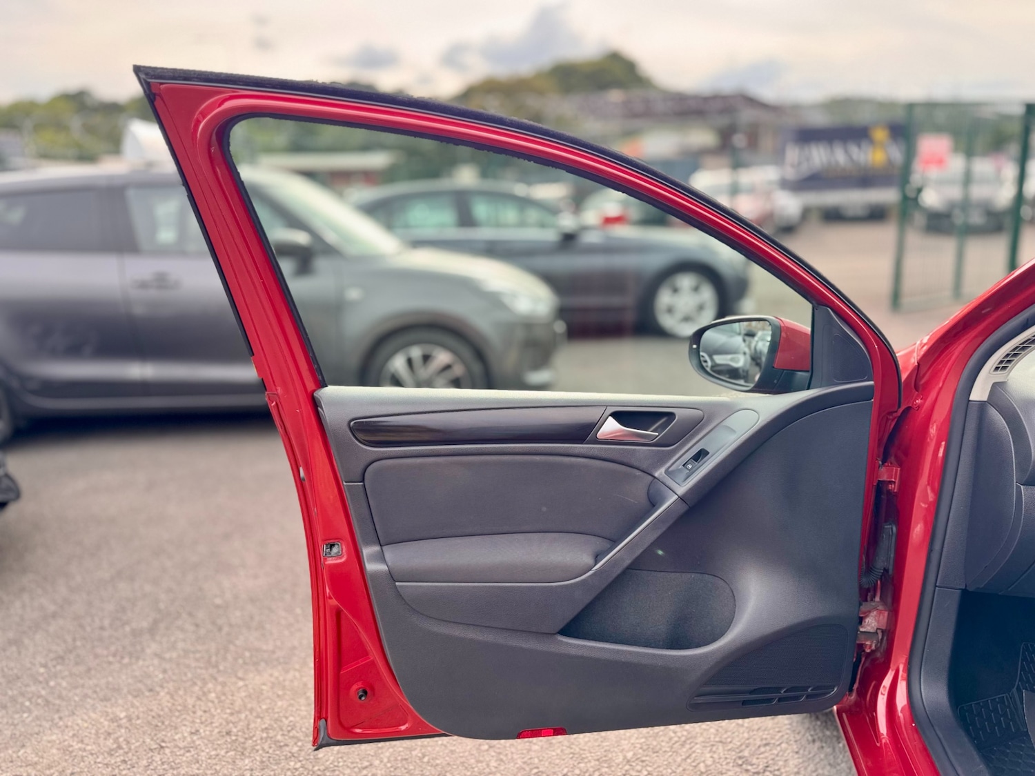 Used Volkswagen Golf 2009 for sale - 76157326: Photo 41