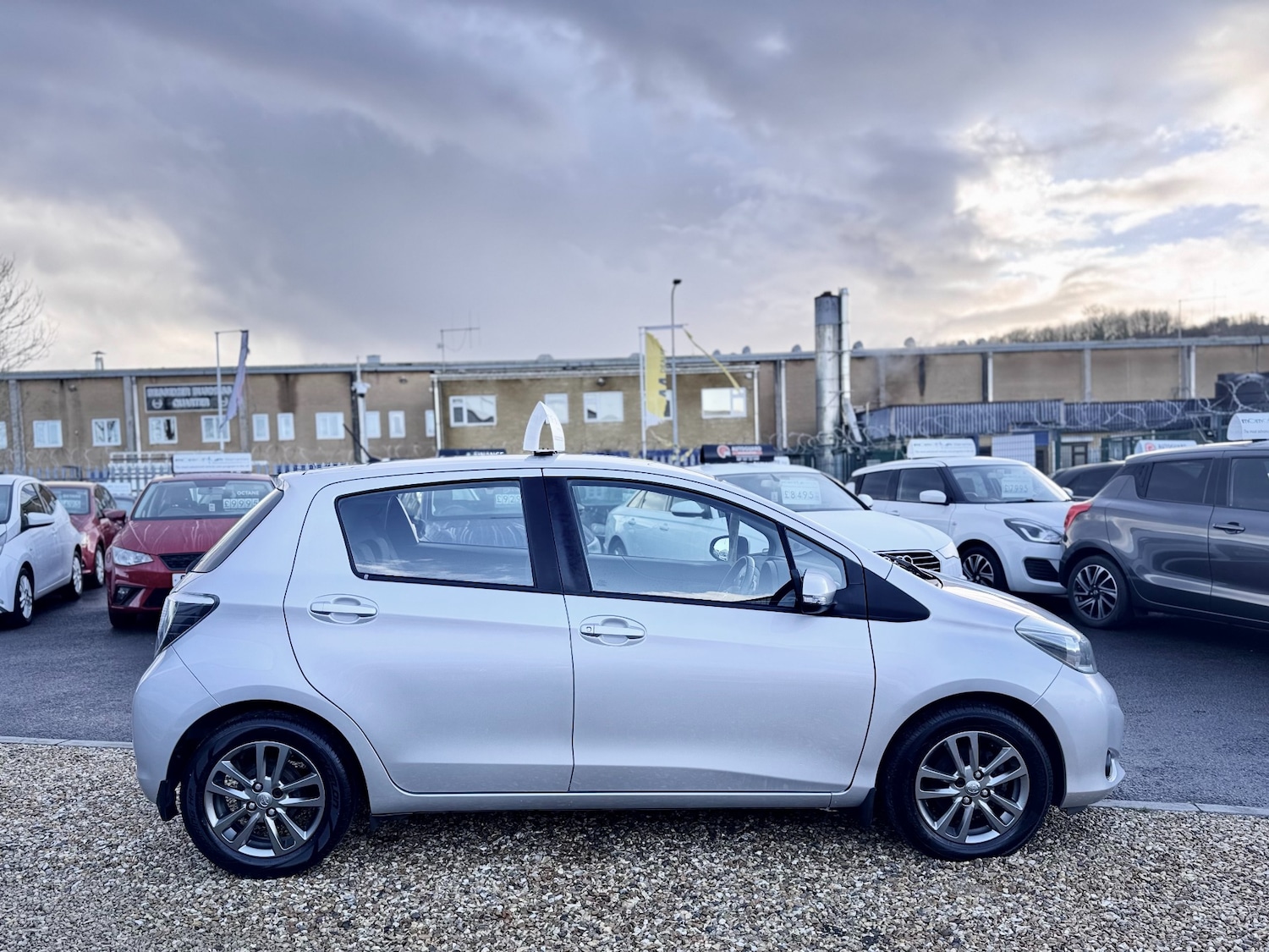 Used Toyota Yaris 2014 for sale - 77380739: Photo 13