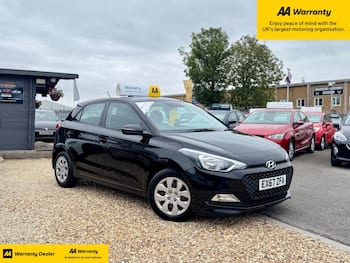 Used Hyundai i20 2017 for sale - 79844704: Photo