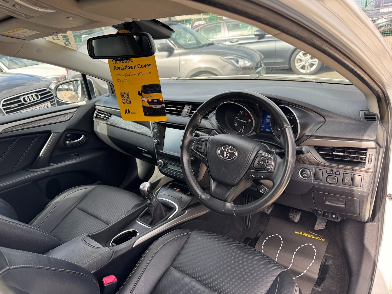 Used Toyota Avensis 2015 for sale - 76949205: Photo 23