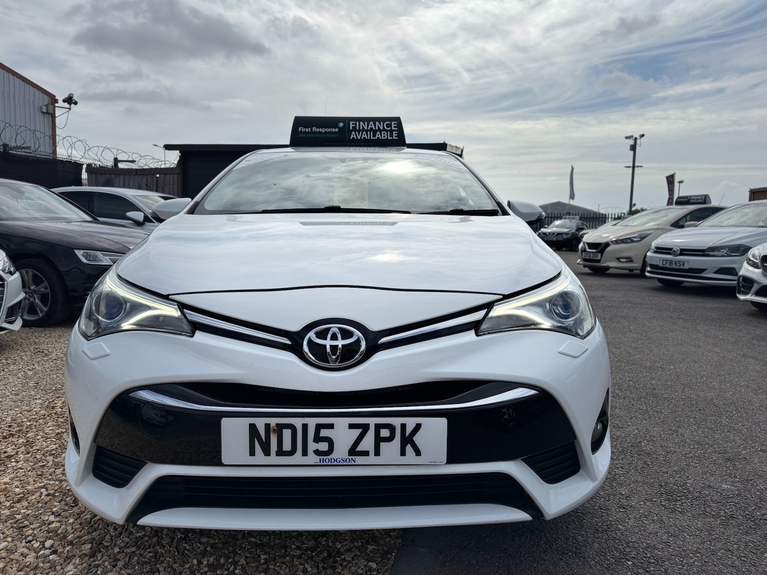 Used Toyota Avensis 2015 for sale - 76949205: Photo 38