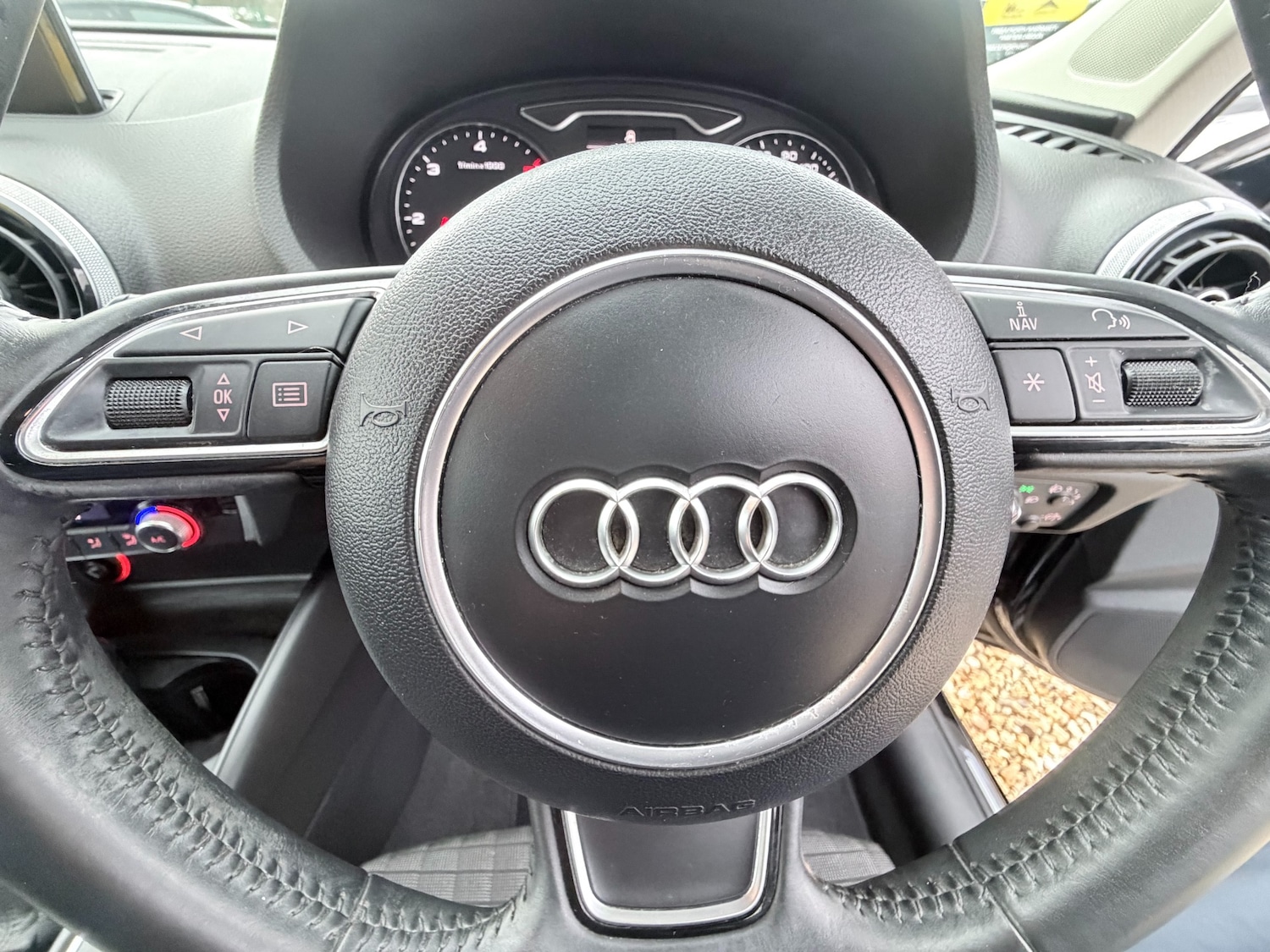 Used Audi A3 2014 for sale - 77617928: Photo 28