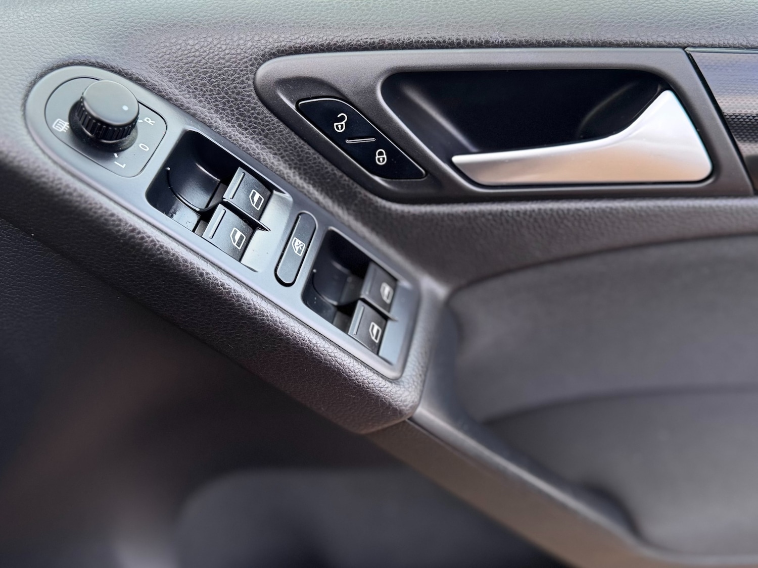 Used Volkswagen Golf 2011 for sale - 76946817: Photo 26