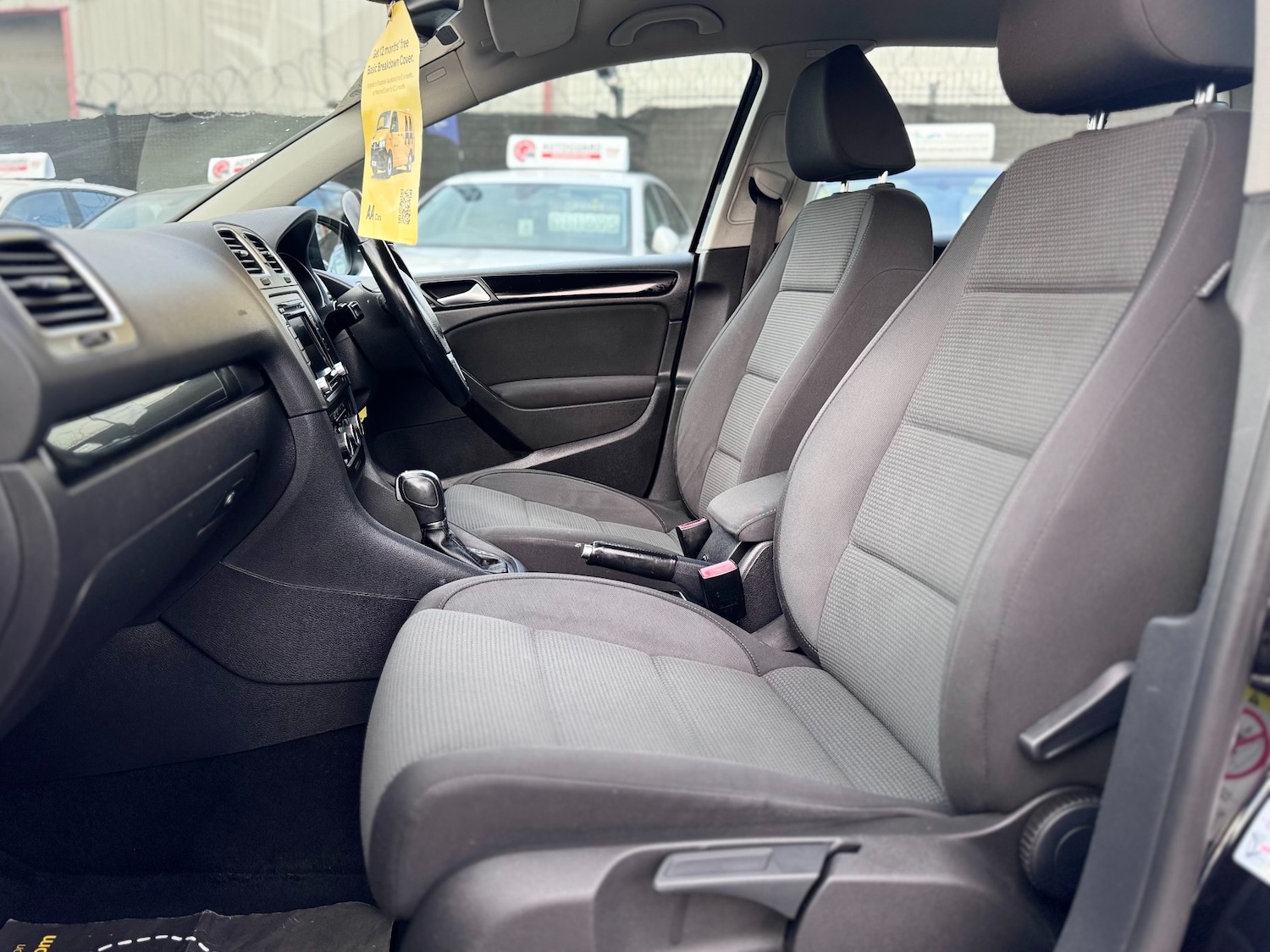 Used Volkswagen Golf 2011 for sale - 76946817: Photo 42