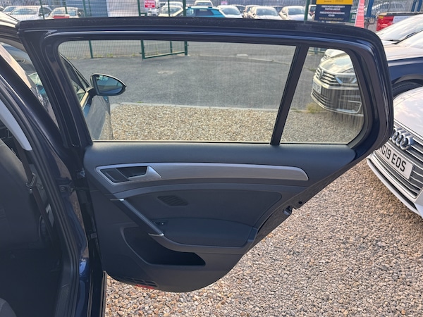 Used Volkswagen Golf 2015 for sale - 76236426: Photo 33