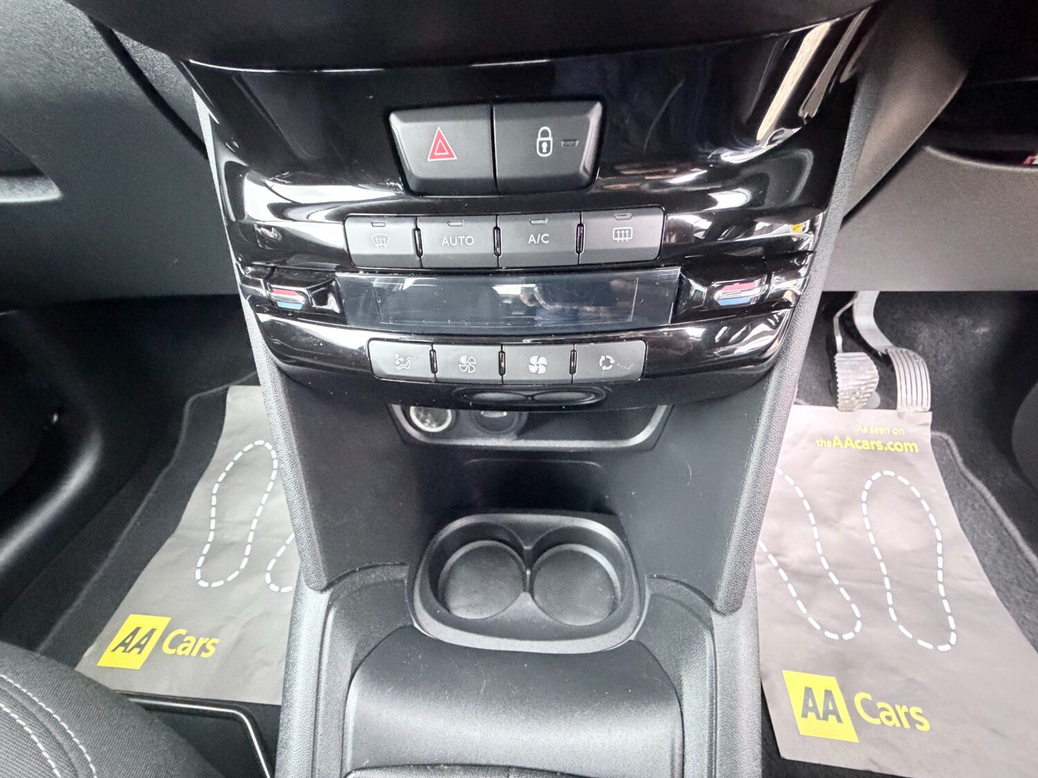 Used Peugeot 208 2019 for sale - 77760785: Photo 31