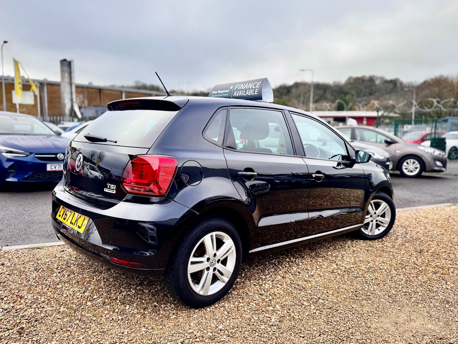 Used Volkswagen Polo 2017 for sale - 76653710: Photo 5