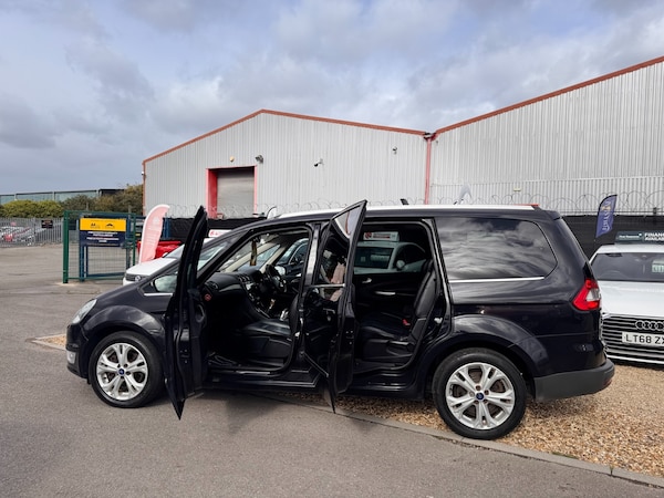 Used Ford Galaxy 2014 for sale - 76234947: Photo 46