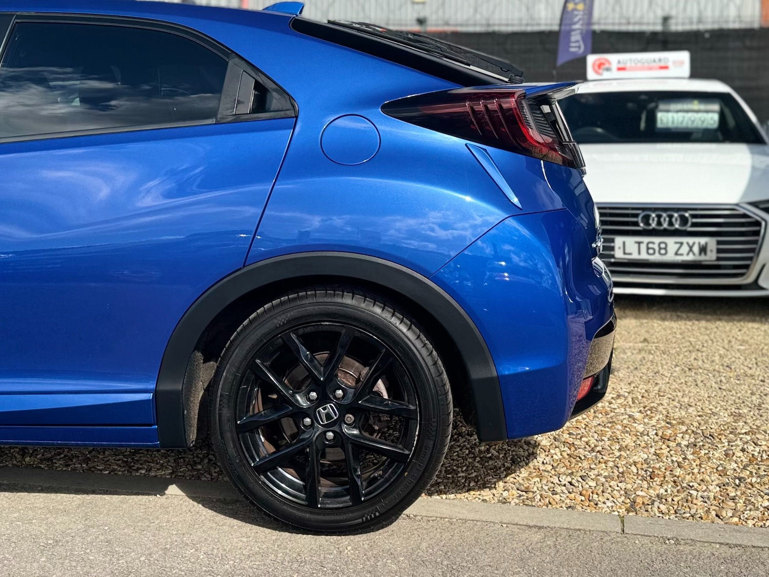 Used Honda Civic 2015 for sale - 78108116: Photo 23