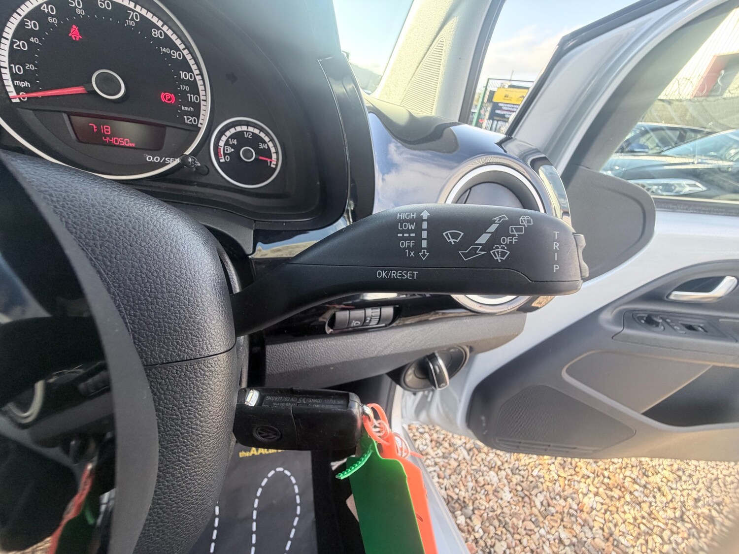 Used Volkswagen up! 2013 for sale - 78027498: Photo 29