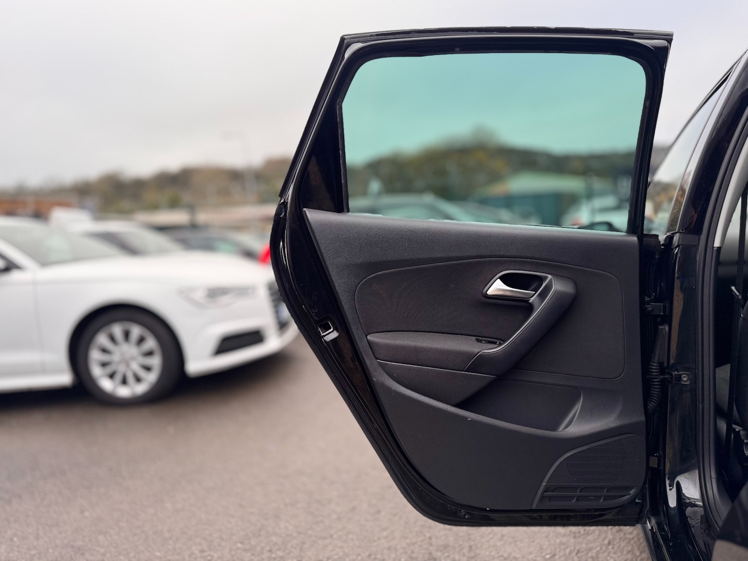 Used Volkswagen Polo 2017 for sale - 77051817: Photo 39