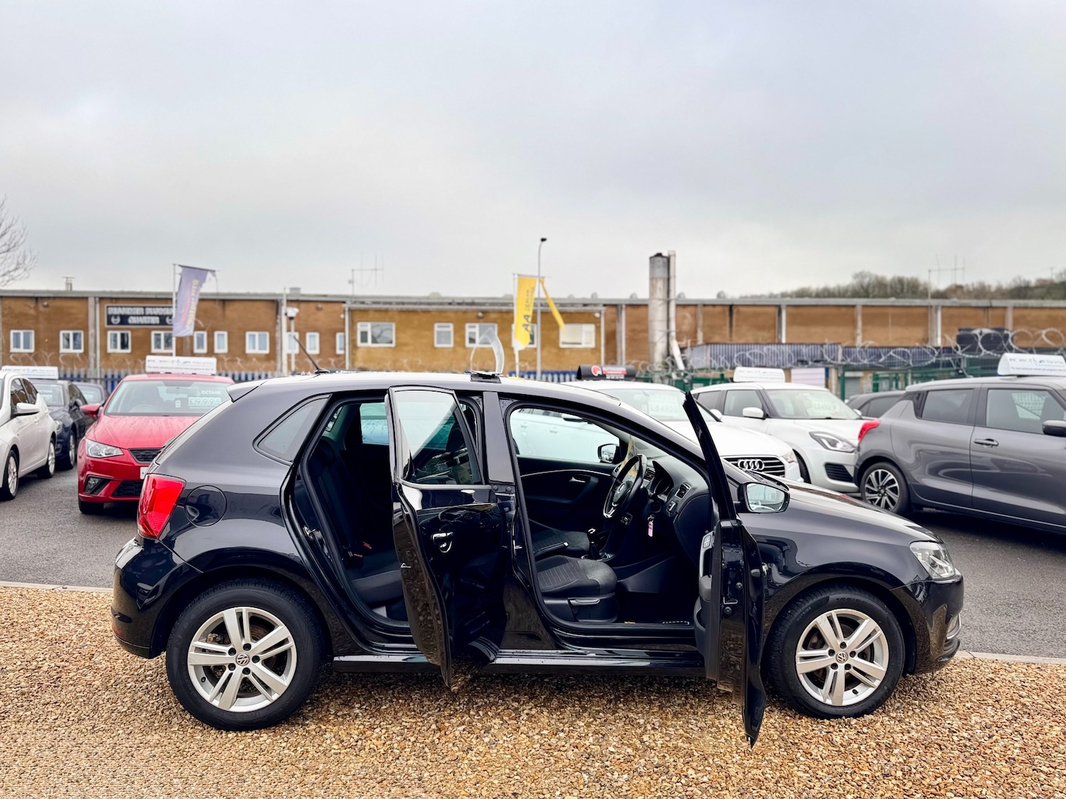 Used Volkswagen Polo 2017 for sale - 77051817: Photo 44