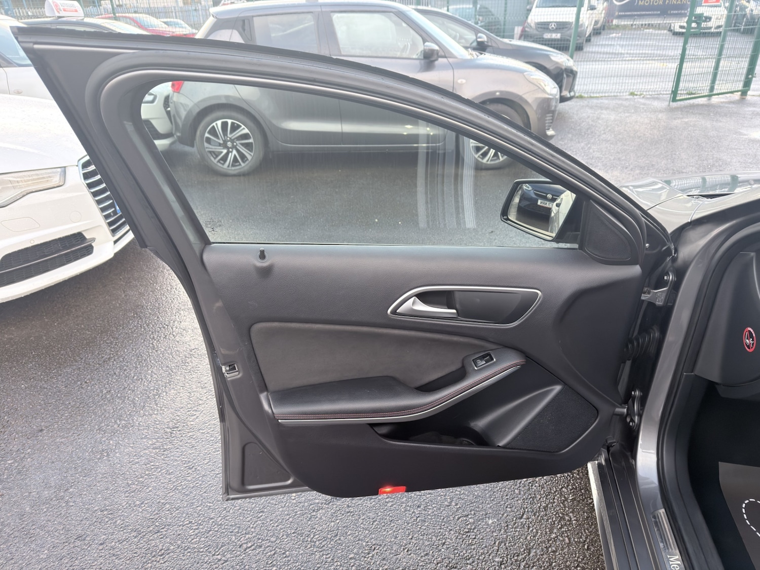 Used Mercedes-Benz A-Class 2015 for sale - 77404863: Photo 41