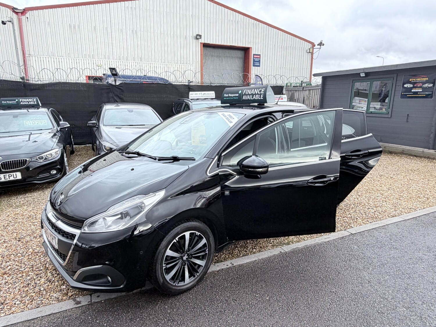 Used Peugeot 208 2019 for sale - 77947392: Photo 42