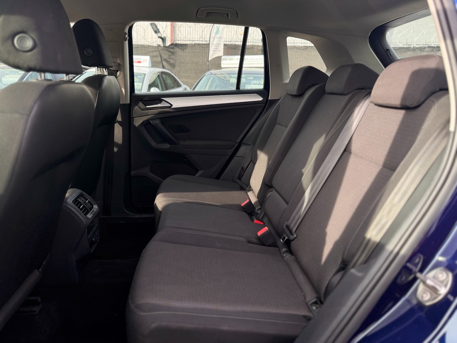 Used Volkswagen Tiguan 2019 for sale - 76453124: Photo 40