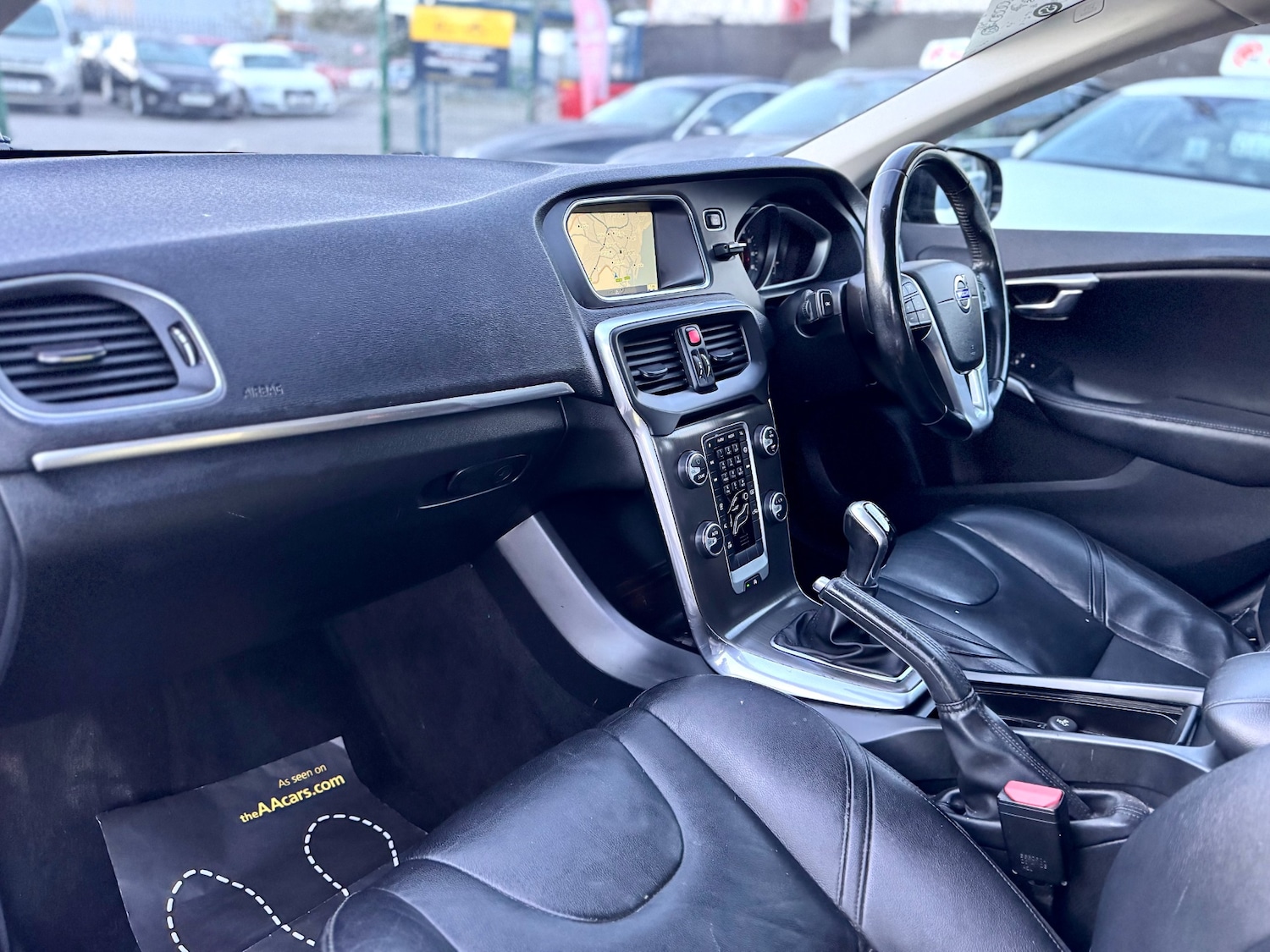 Used Volvo V40 2015 for sale - 76763249: Photo 19