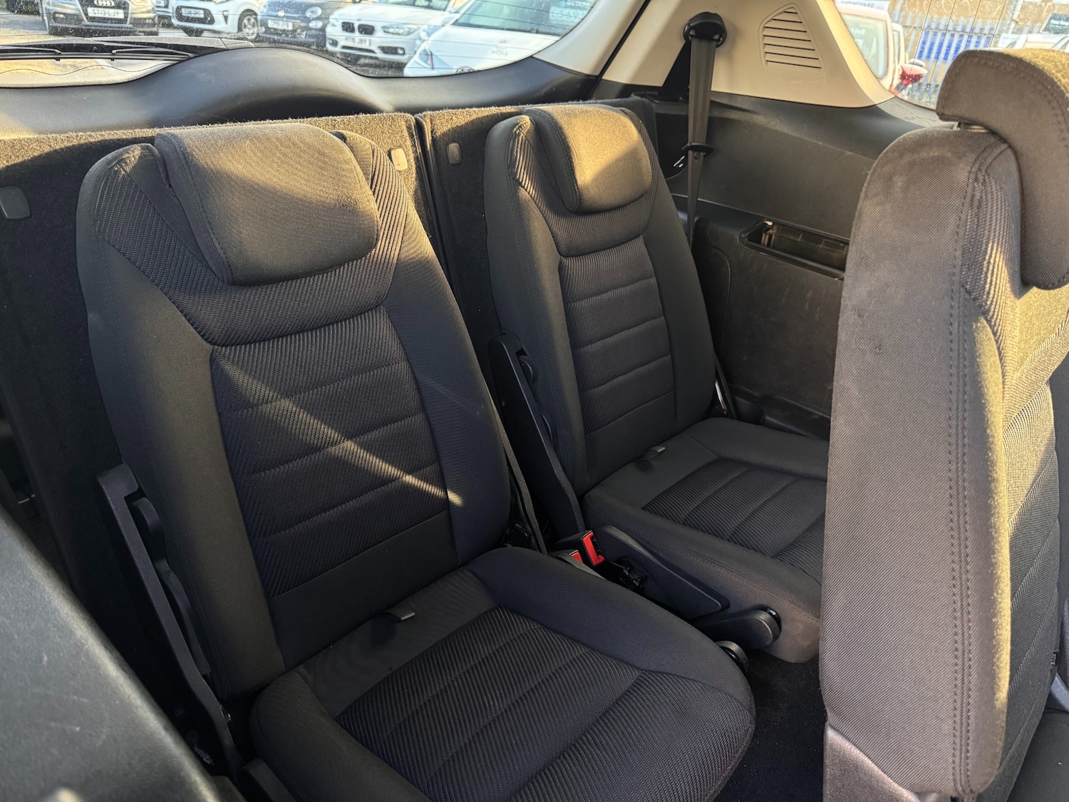 Used Ford S-Max 2015 for sale - 76947635: Photo 39