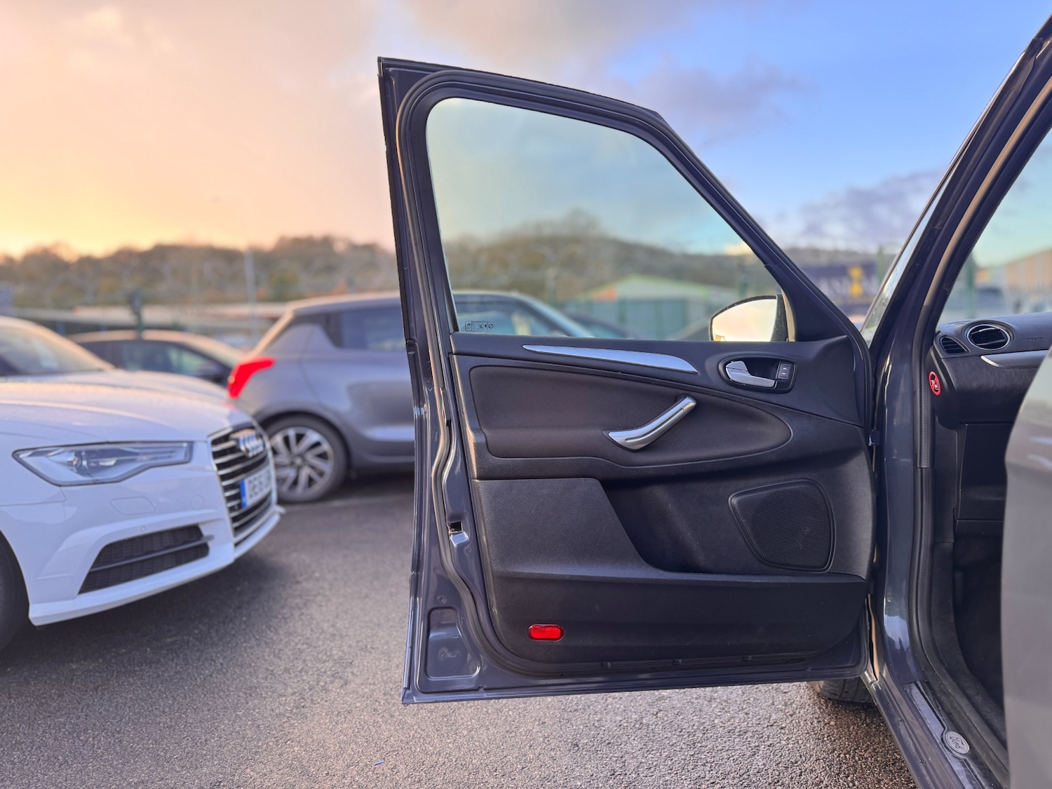 Used Ford S-Max 2015 for sale - 76947635: Photo 43