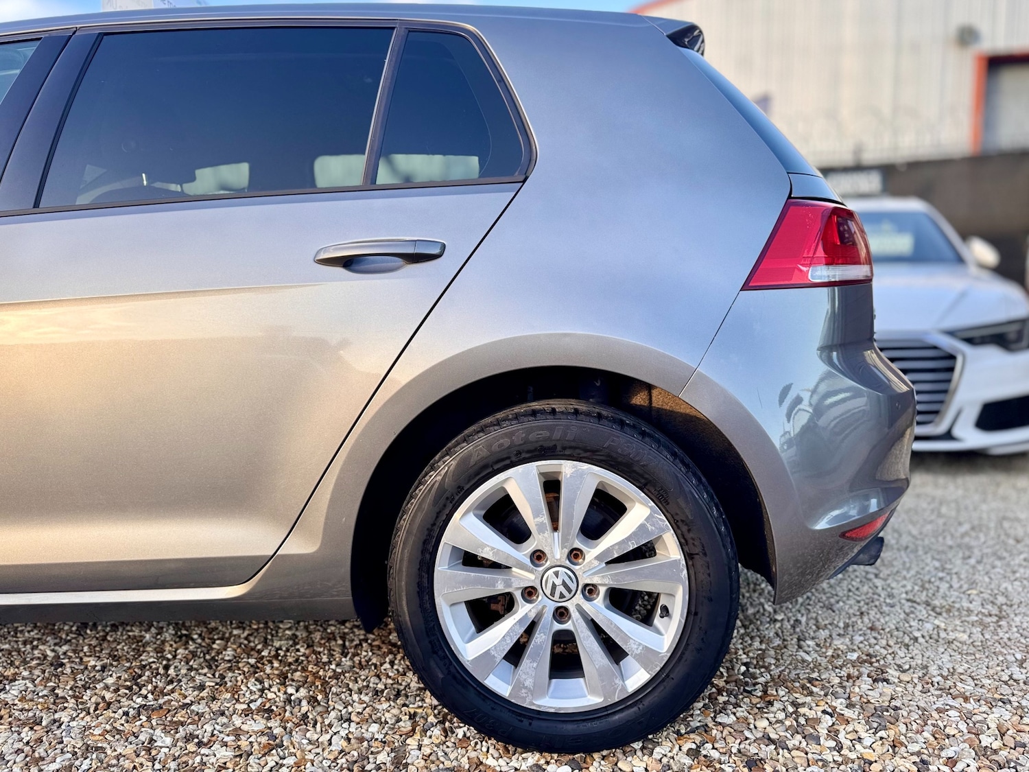 Used Volkswagen Golf 2014 for sale - 76425889: Photo 23