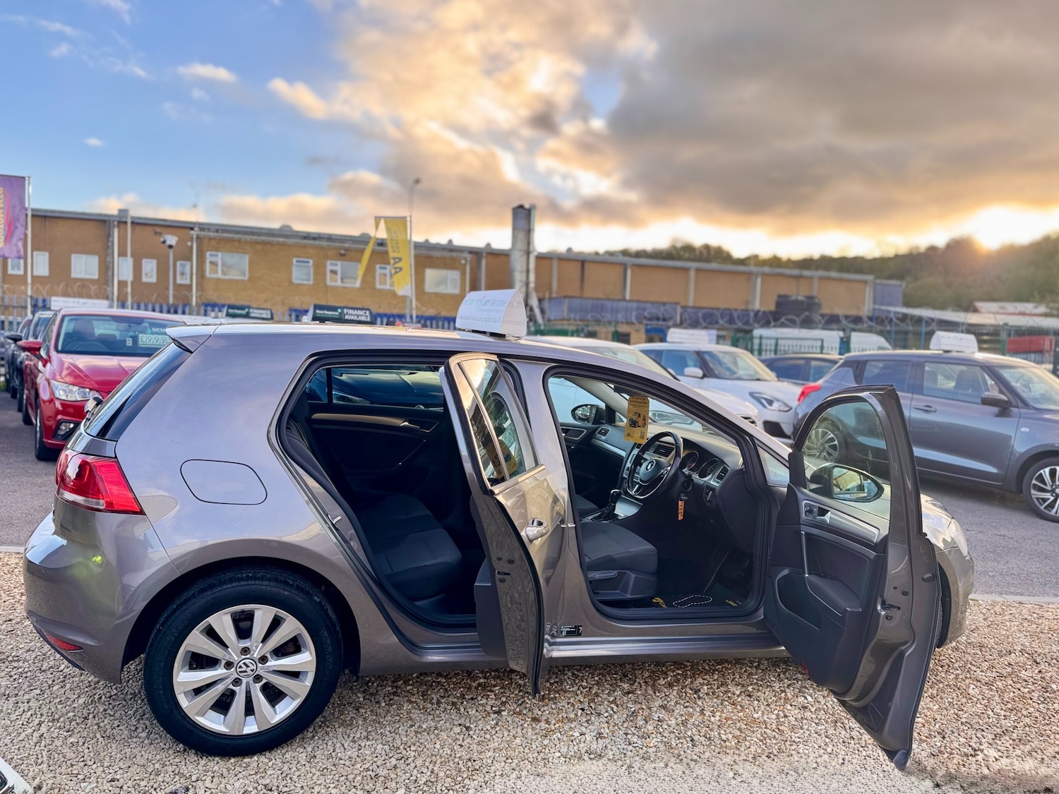 Used Volkswagen Golf 2014 for sale - 76425889: Photo 44